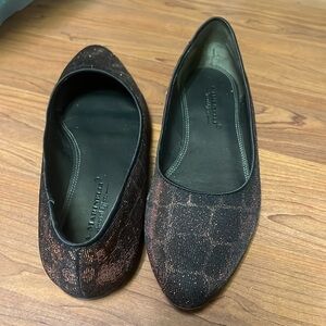Ladies dress flats size 7 1/2 special effects bronze color